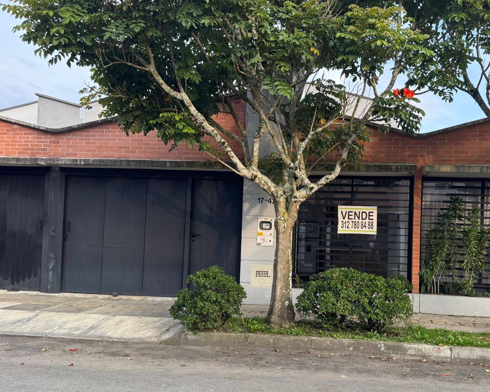 #051 - Casa para Venta en La Ceja - ANT