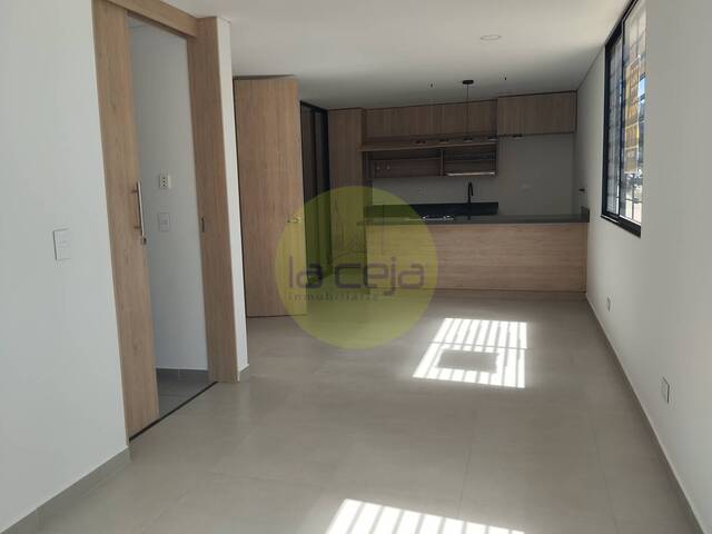 #087 - Casa para Venta en La Ceja - ANT