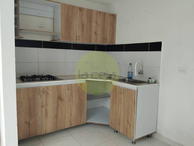 #A033 - Apartamento para Alquiler en La Ceja - ANT