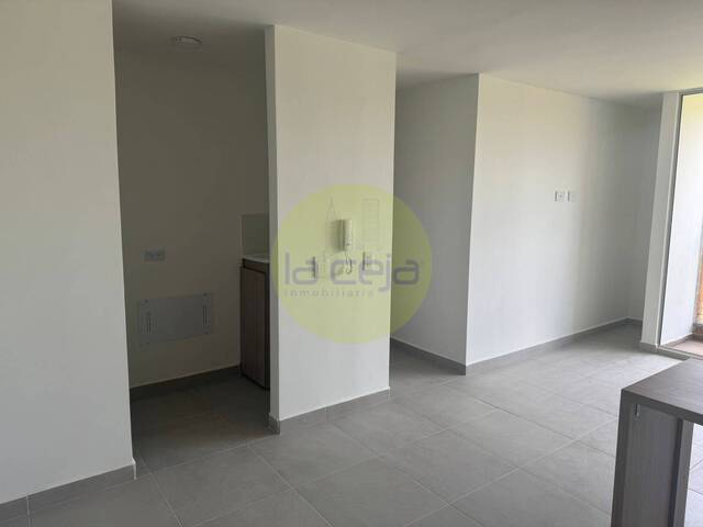 #A059 - Apartamento para Alquiler en La Ceja - ANT