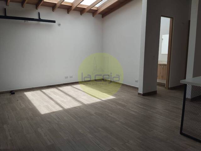 #051 - Casa para Venta en La Ceja - ANT