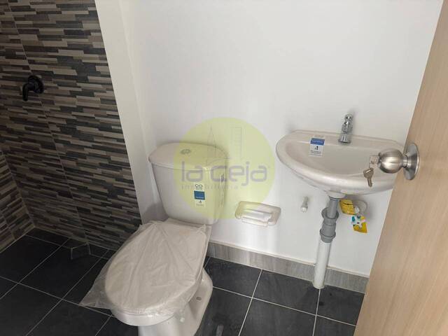 Apartamento para Alquiler en La Ceja - 5
