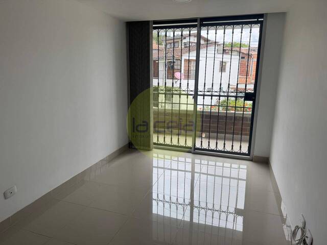 #A058 - Apartamento para Alquiler en La Ceja - ANT