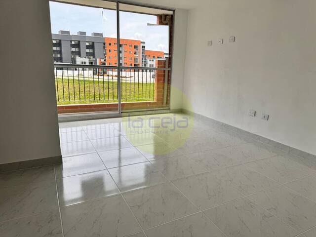 #50 - Apartamento para Venta en La Ceja - ANT